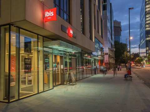 london hotel deals july